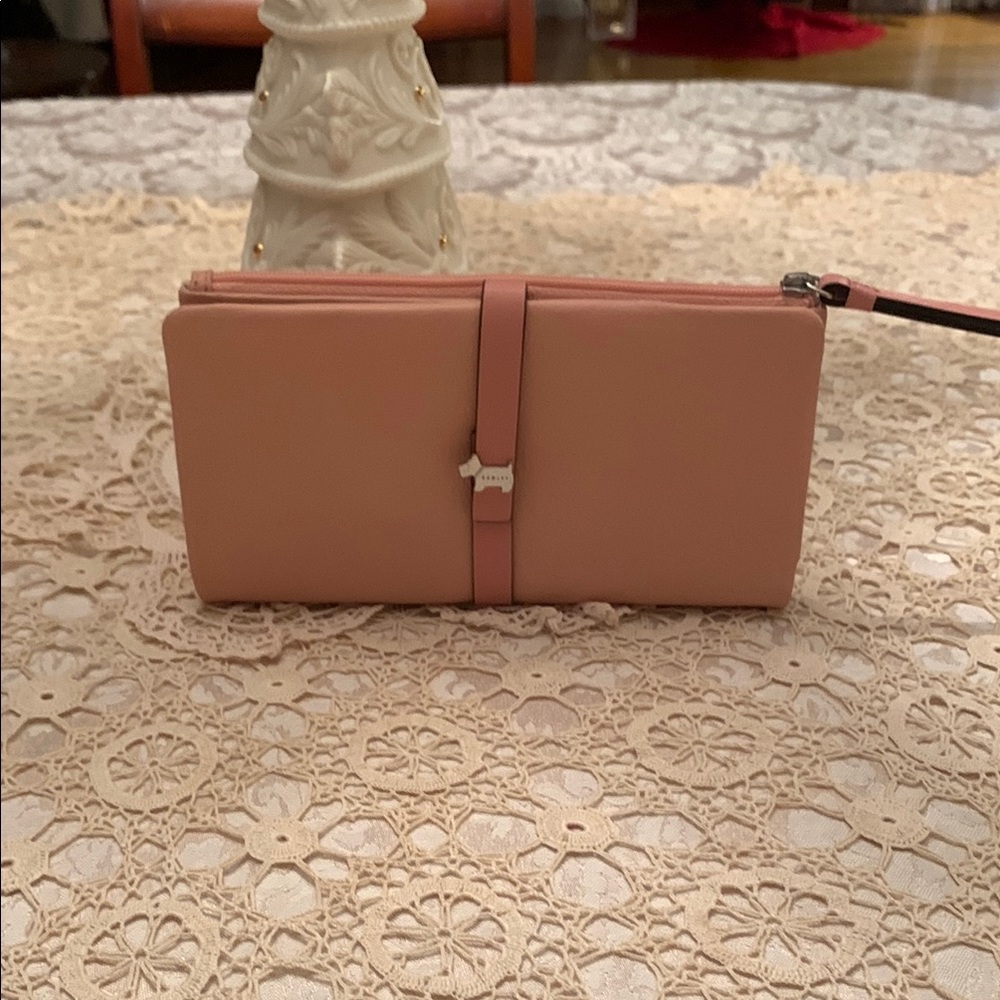 Radley London larkswood 2.0 pink bifold wallet, doggie snap, zipper, Hawaiian
